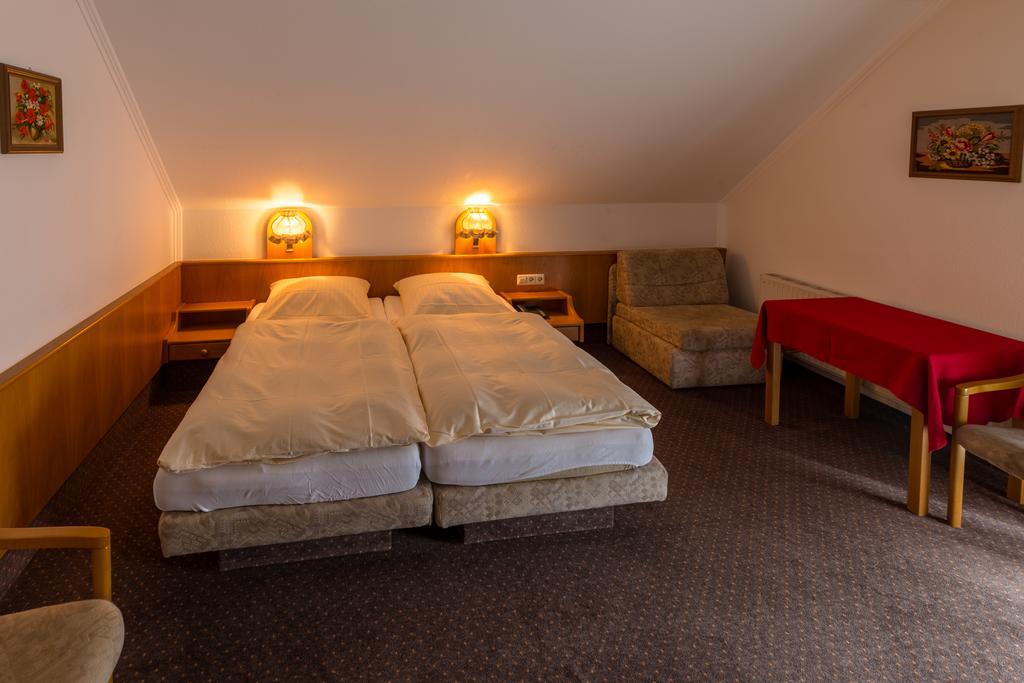 Hotel Restaurant Berghof Sohren Екстериор снимка
